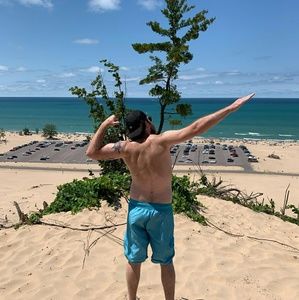 Meet your Posher, Adam